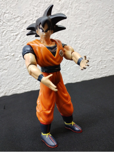 Figura De Acción Dragon Ball Goku 14cm Jakks 2003 Original 