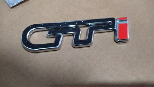 1 Emblema Gti Universal Gran Turismo Inyección 10 Cm X 2.5