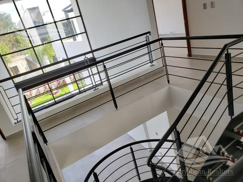 Imagen 4 de 18 de Casa En Venta En Lagos Del Sol Cancun N-abt1249