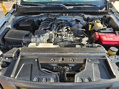 Nissan Estacas Np300