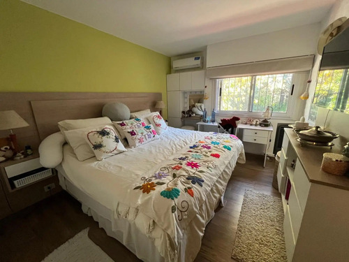 Casa Impecable, Con Piscina, Quincho Y Gimnasio, 278 M2 De Luz Y La Mejor Ubicacion Te Esperan !