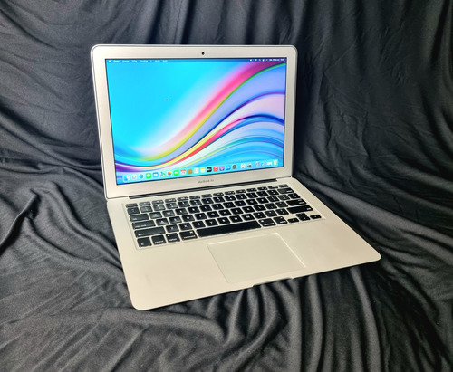 Apple Macbook Air 2014 - A1466 - Core I5 - Ssd (Recondicionado)