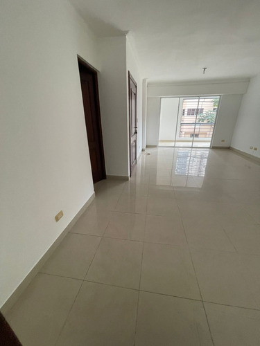 A284 - Piantini | Apartamento De Lujo En Alquiler | 2 Habitaciones + Servicio | $900 Usd | Vistas Panorámicas | #foxpiantini