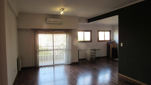 Imagen 2 de 30 de Departamento De 3 Dormitorios En La Plata Calle 25 E/ 32 Y 33 - Dacal Bienes Raíces