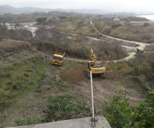 2 Propiedad En 1 En Venta Lotización Panorama Vía A La Playa. Zona Urbana. Pedernales-manabí