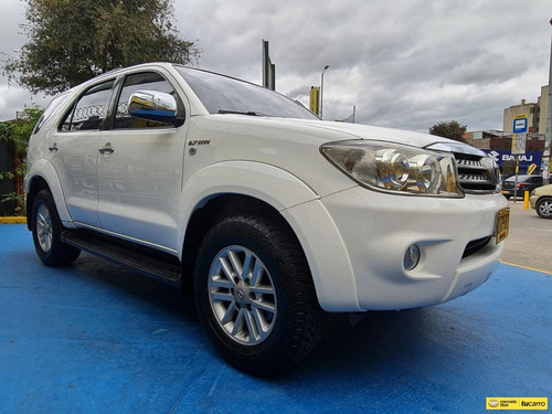 Imagen 3 de 15 de Toyota Fortuner
