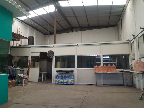 Bodega Comercial En Atizapán