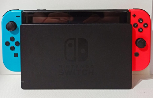 Nintendo Switch Excelente Estado + Pro Controller + 4 Juegos