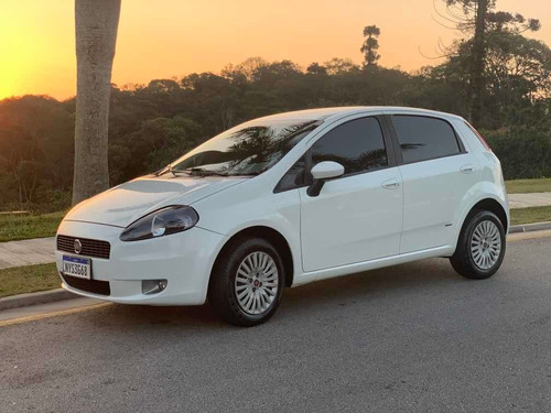 Fiat Punto 2011 1.4 Attractive Flex 5p