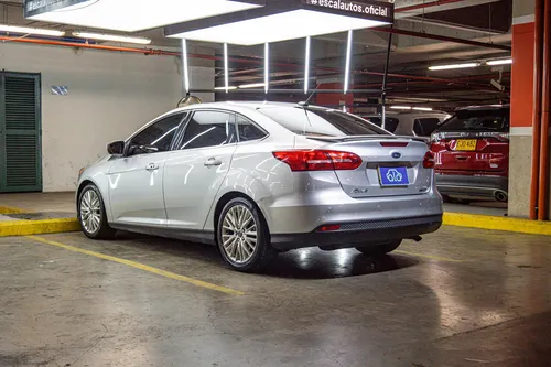 Ford Focus 2.0 Titanium