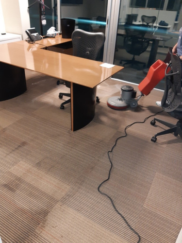 Imagen 4 de 10 de Limpieza De Alfombras Sillones Colchontapizado De Vehiculos