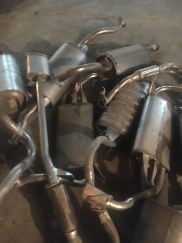 Imagen 5 de 6 de Lote De 10 Caños De Escape Japoneses Originales Mitsubishi