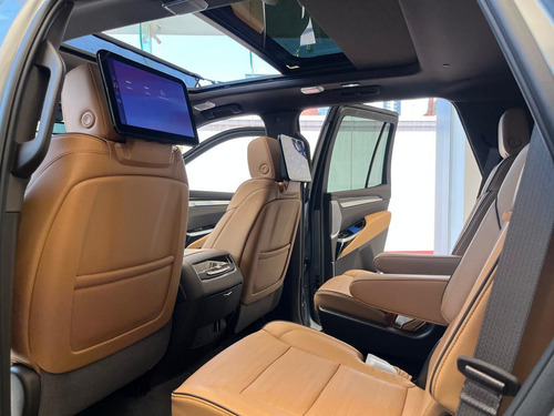 Cadillac Escalade 6.2 SUV Premium Luxury At
