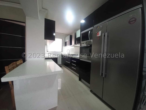 Apartamento En Venta En Lomas Del Ávila Acabados De Lujo