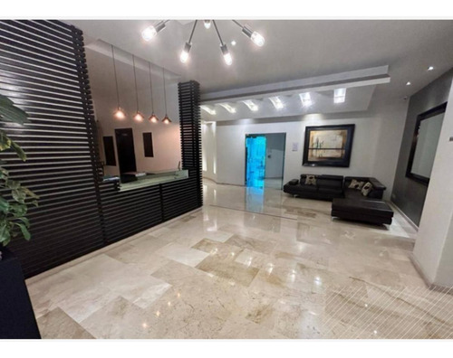 Departamento En Venta En Hacienda Del Ciervo ¡de Remate