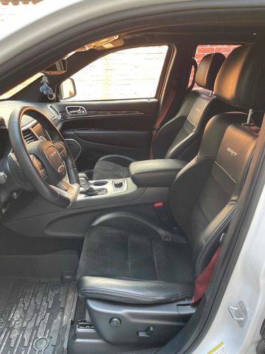 Imagen 10 de 10 de Jeep Grand Cherokee 2018 6.4 Srt-8 At