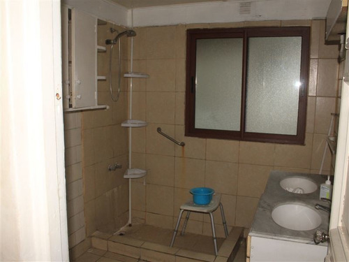 Imagen 8 de 13 de Departamento En Venta De 15 Dorm. En Santiago