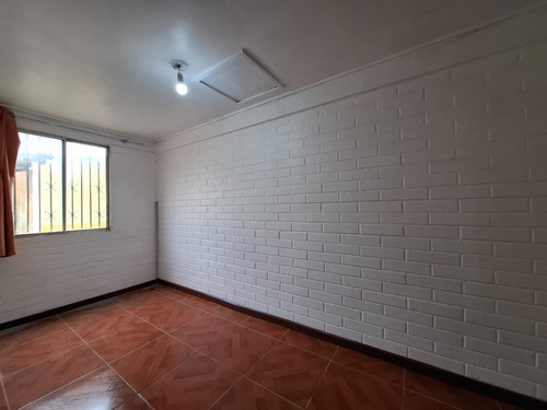 Mc Gtía Y Comisión En 3 Cuotas. Casa 2d 1b Villa El Arrayan.