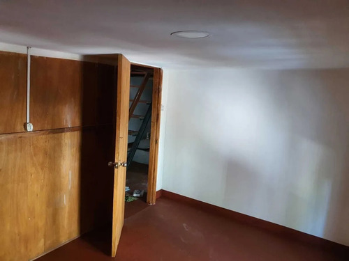 Imagen 3 de 8 de Atencion!! Gran Casa De 6 Dorm Centro
