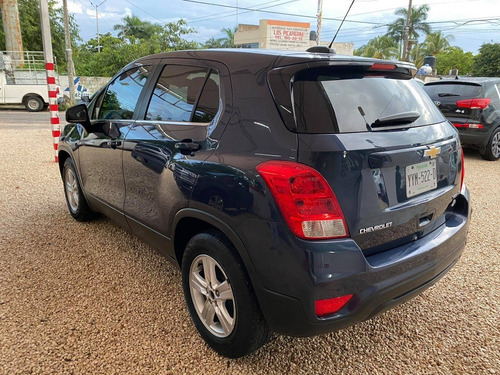 Imagen 3 de 10 de Chevrolet Trax 2018