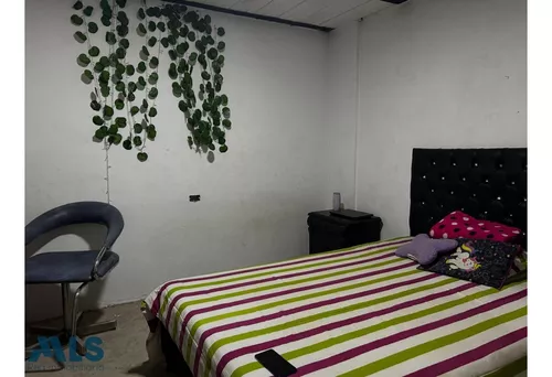 Casa 3 Niveles Con Opotunidad De Ampliación(mls#248282)