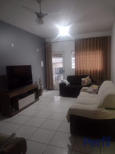 Imagem 6 de 9 de Casas - 2 Dormitórios - 2341