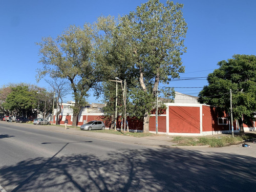Deposito De 4900 M2