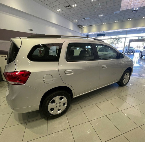Imagen 9 de 25 de Chevrolet Spin 1.8 Nafta Lt Manual 5 Asientos 105cv 2022 Ad