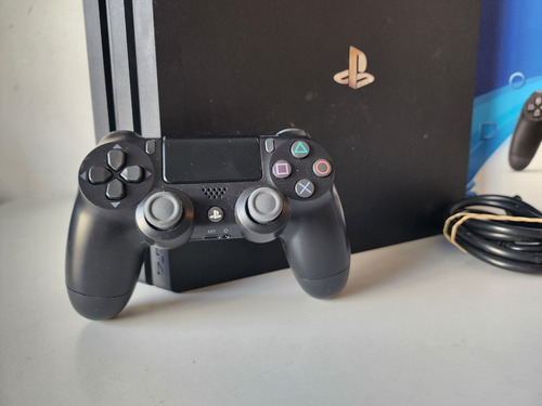 Imagen 6 de 7 de Sony Playstation 4 Pro 1tb Completa En Caja + 1 Control