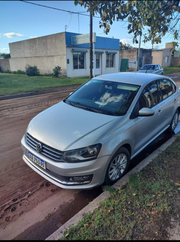 Volkswagen Polo 1.6 Comfortline Tiptronic