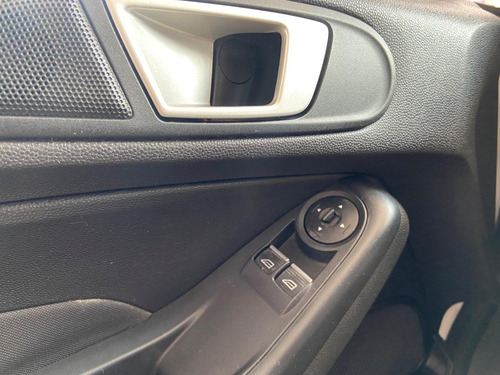 Ford Fiesta New 1.6 Se Hatch 16v Flex 4p Manual