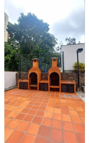 Apartamento En Venta El Cigarral De Oportunidad