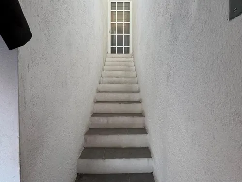 Casa Con Local En Venta