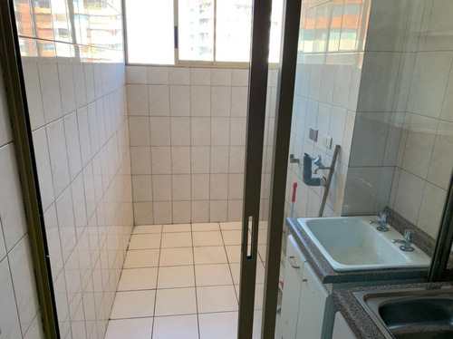 Imagen 13 de 30 de Departamento En Venta, Gran Oportunidad, Las Condes 3 Dorm.