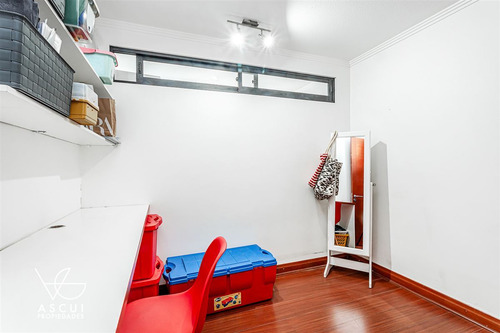Departamento En Venta De 3 Dorm. En Lo Barnechea