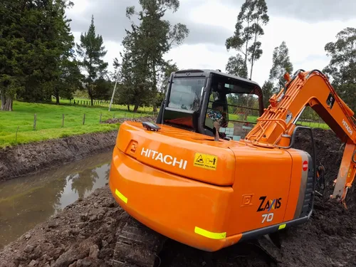 Retroexcavadora Hitachi Zx70-3 2013 Japonesa