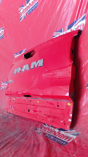 Tapa Trasera Ram Pickup 2020,2023 (Usado)