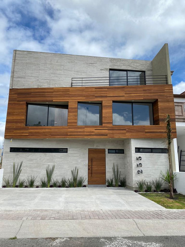 Estrena Casa De 3 Recámaras En Juriquilla Querétaro