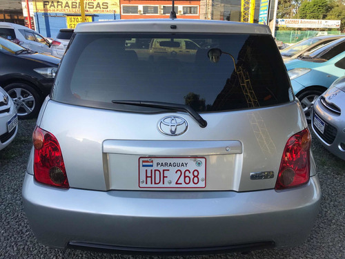 Imagen 2 de 9 de Toyota Ist Automática 1300