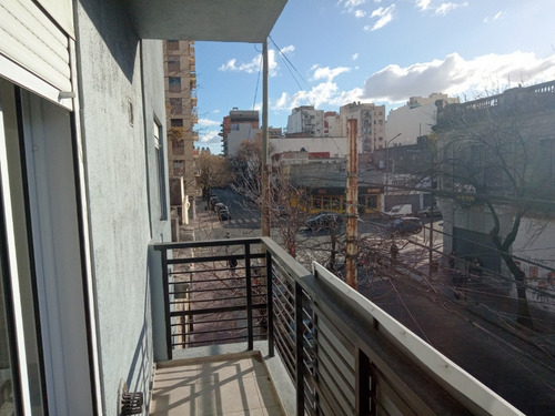 Imagen 3 de 11 de Depto 2 Ambientes A Estrenar.
