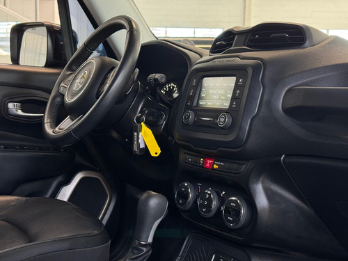 Jeep Renegade 1.8 Longitude 4x2 Flex 16V Aut.