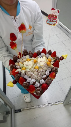 Arreglo Frutales Quito Regalo Fruta Chocolate