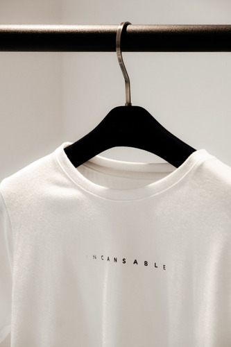 Imagen 1 de 1 de T-shirt Incansables By Commune And Memoir Mujer