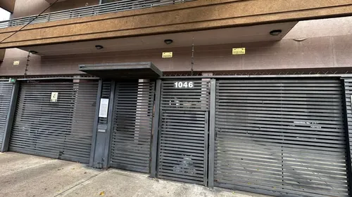 Venta Cochera Al Frente En Tigre. 15 Mts Totales