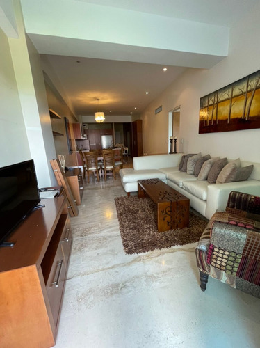 Imagen 13 de 20 de Las Mercedes Apartamento Altamente Moderno