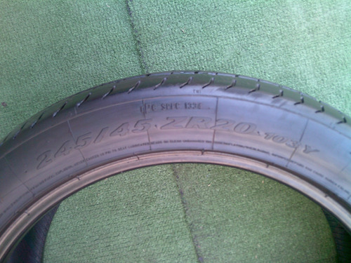 Llanta 245 45 20 Pirelli (limpia) Pzero   Mf913