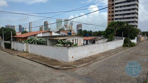 Imagem 1 de 8 de Cod.9743 - Terreno Em Ponta Negra, Em Regiao Bastante Comercial Do Bairro - V-9743
