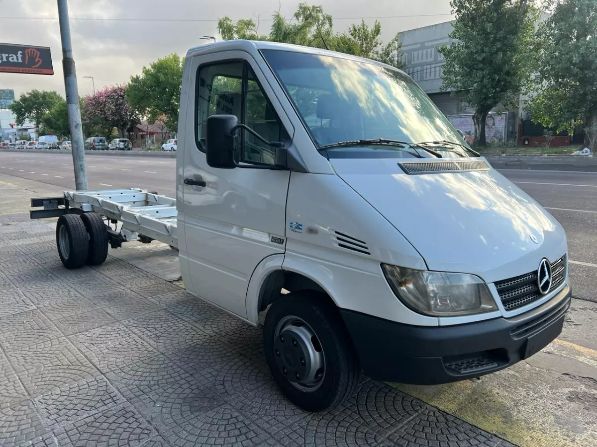 Mercedes-Benz Sprinter 2.5 413 Chasis 4025