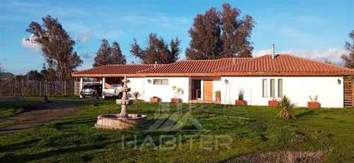 Casa En Venta De 4 Dorm. En Rauco