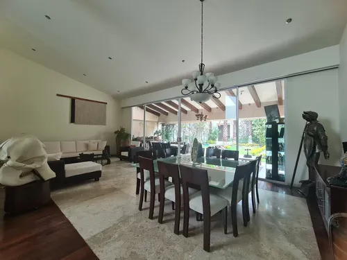 Casa Con Alberca En Venta En San Martinito, Frente A La Vista